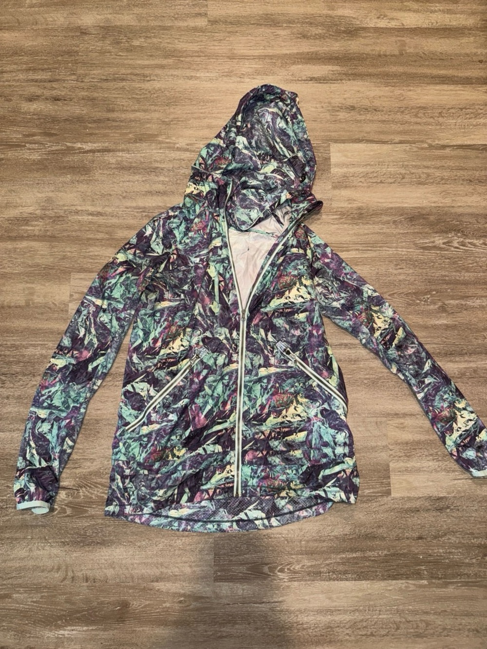 lululemon athletica Navy and Teal Abstract Zip Jacket